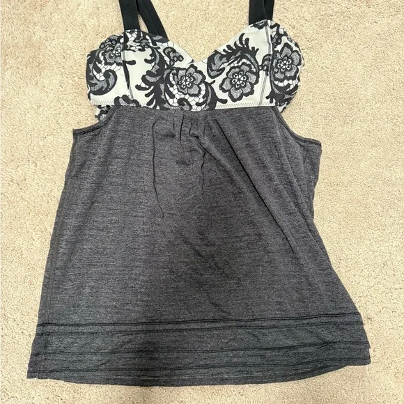 Lululemon Tank - Picture 2 of 3